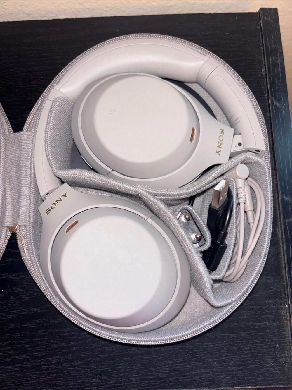 Sony Over-Ear Headphones Carrying Case in Light Gray